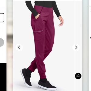 Infinity Women's Jogger Scrub Pant in Maroon XS